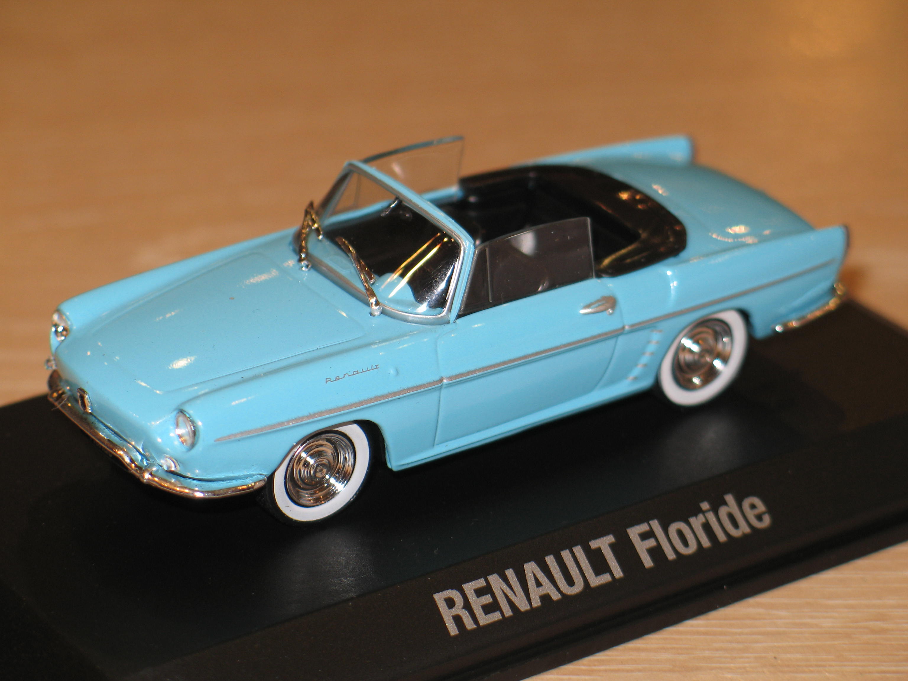 RENAULT FLORIDE 1966 BLEU CIEL NOREV 1/43°