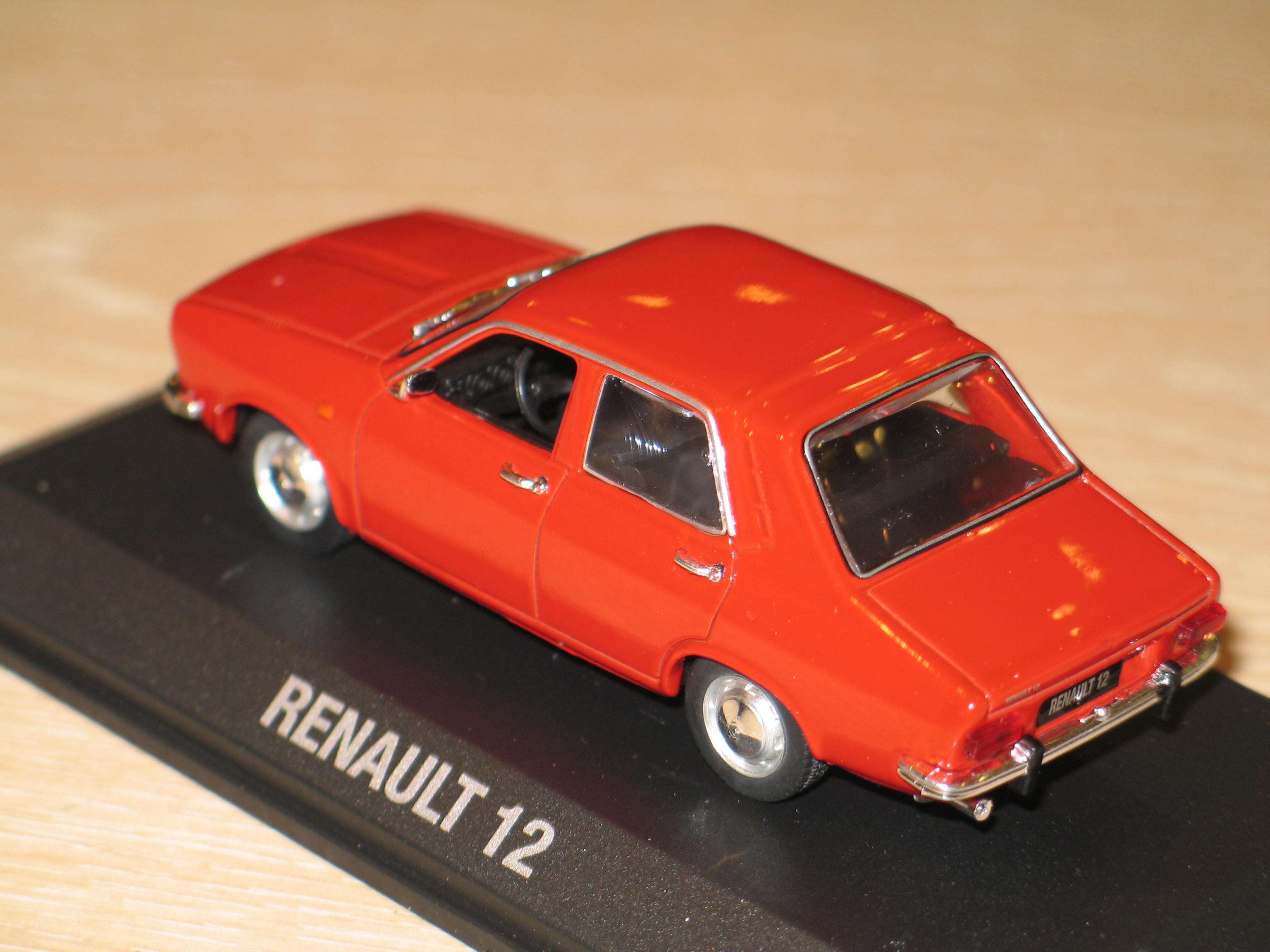 RENAULT 12 1977 ROUGE NOREV 1/43°