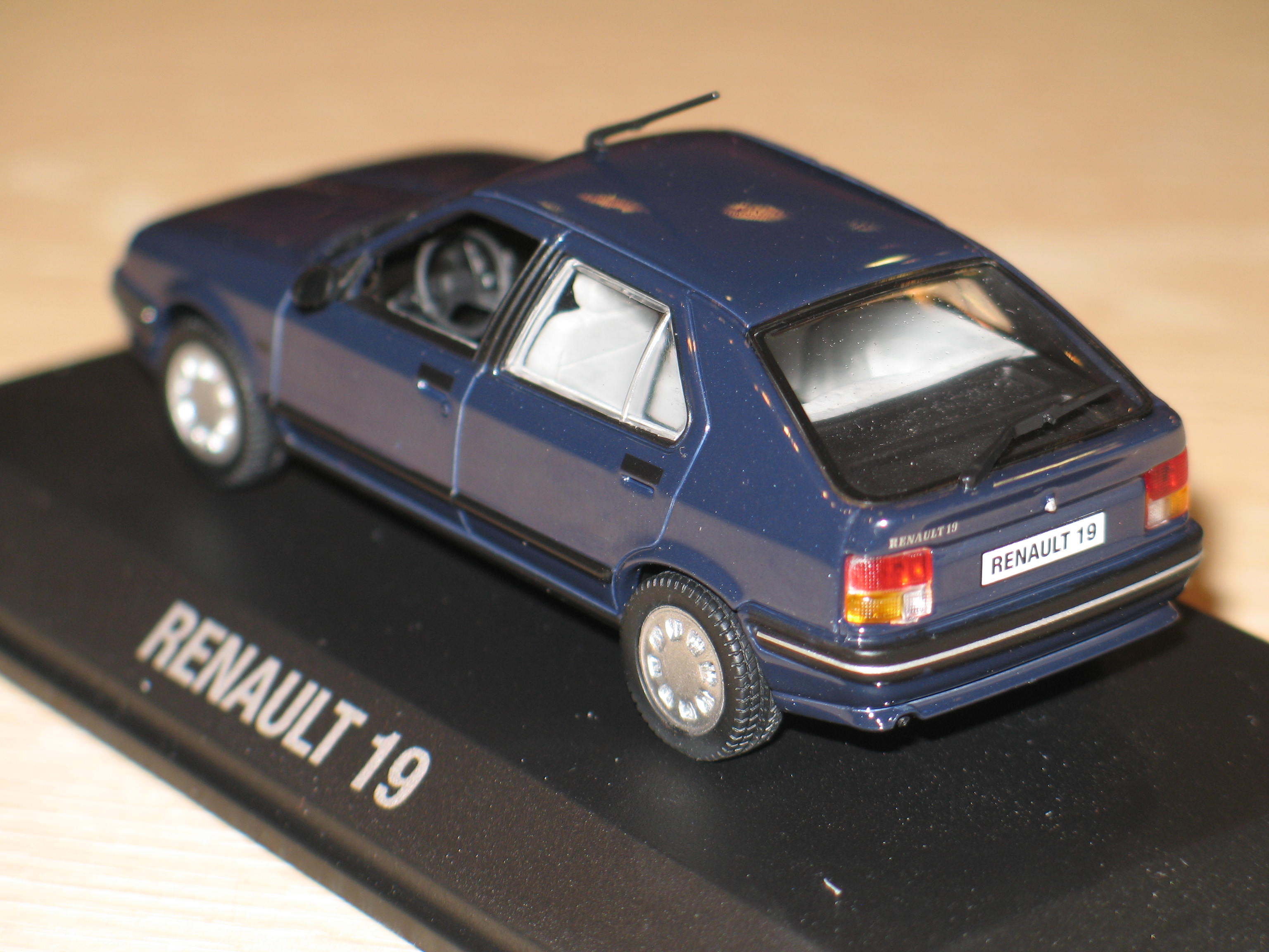 renault 19 miniature