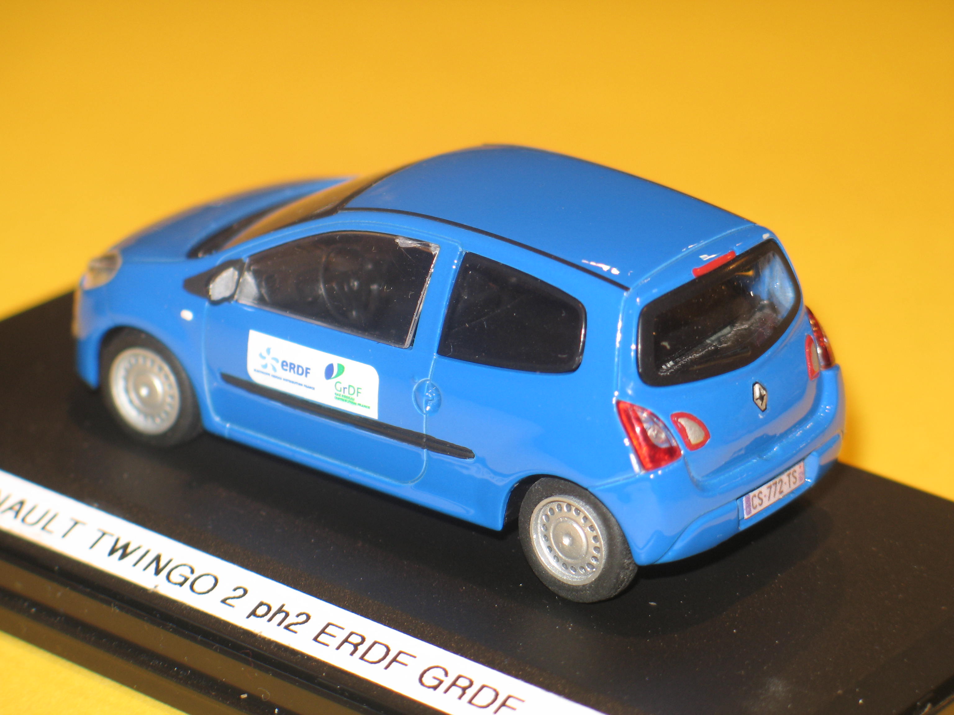 Twingo miniature store