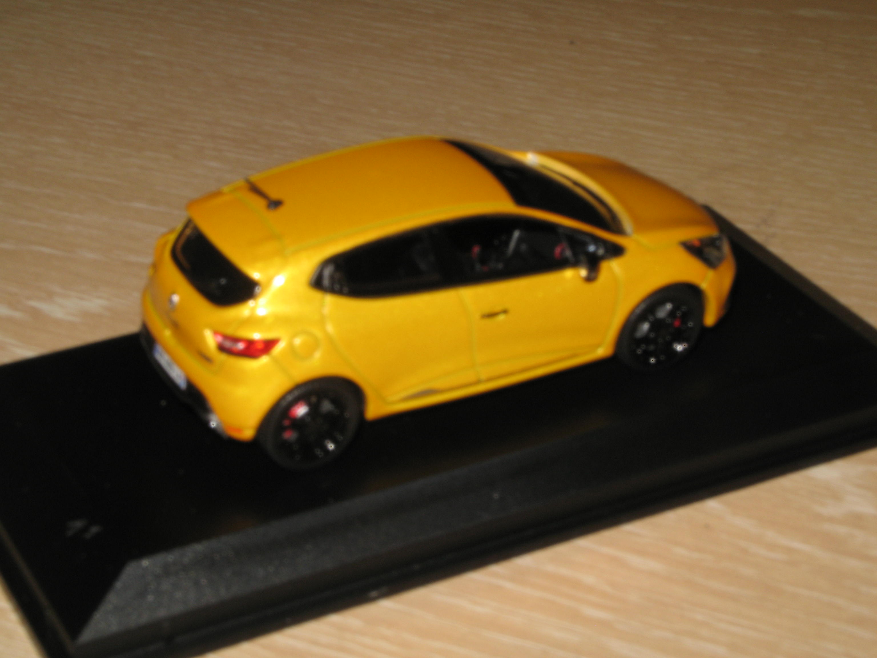 RENAULT CLIO IV RS 2013 NOREV 1/43°