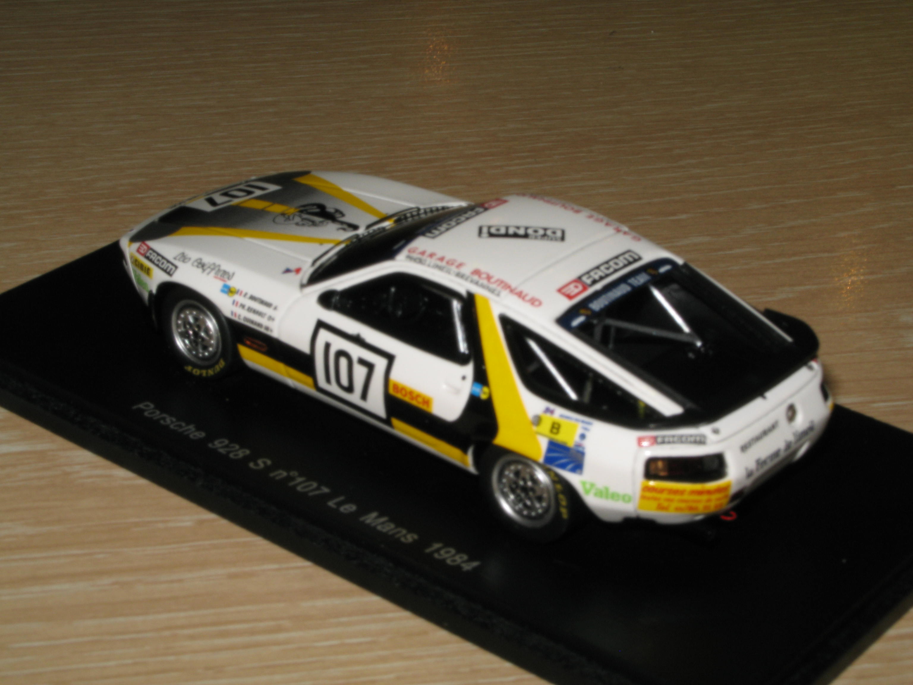 激安超安値 LM S 928 PORSCHE 1984 1/43° SPARK N°107 BBR