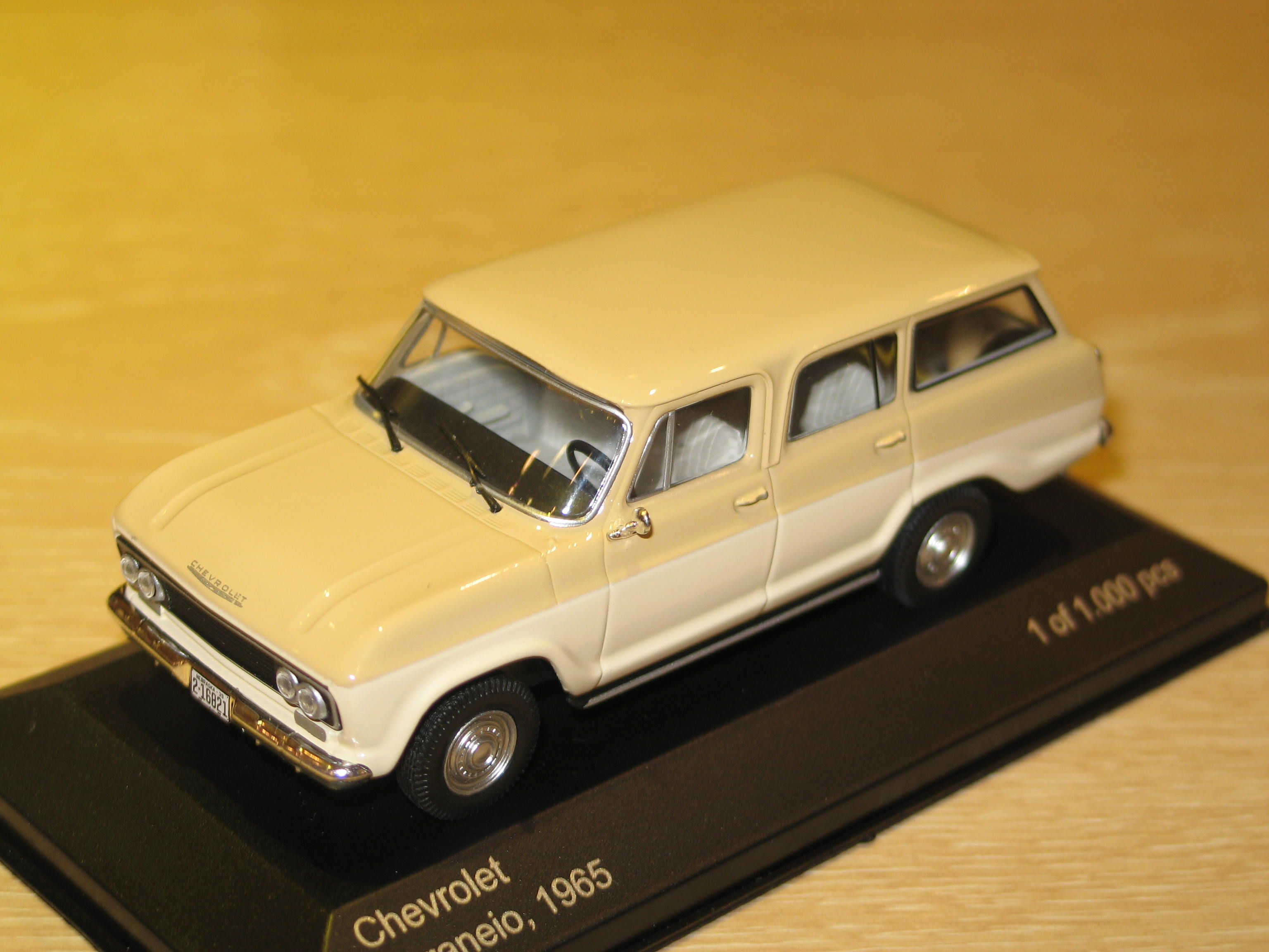 CHEVROLET VERANEIO 1965 WHITE BOX 1/43°