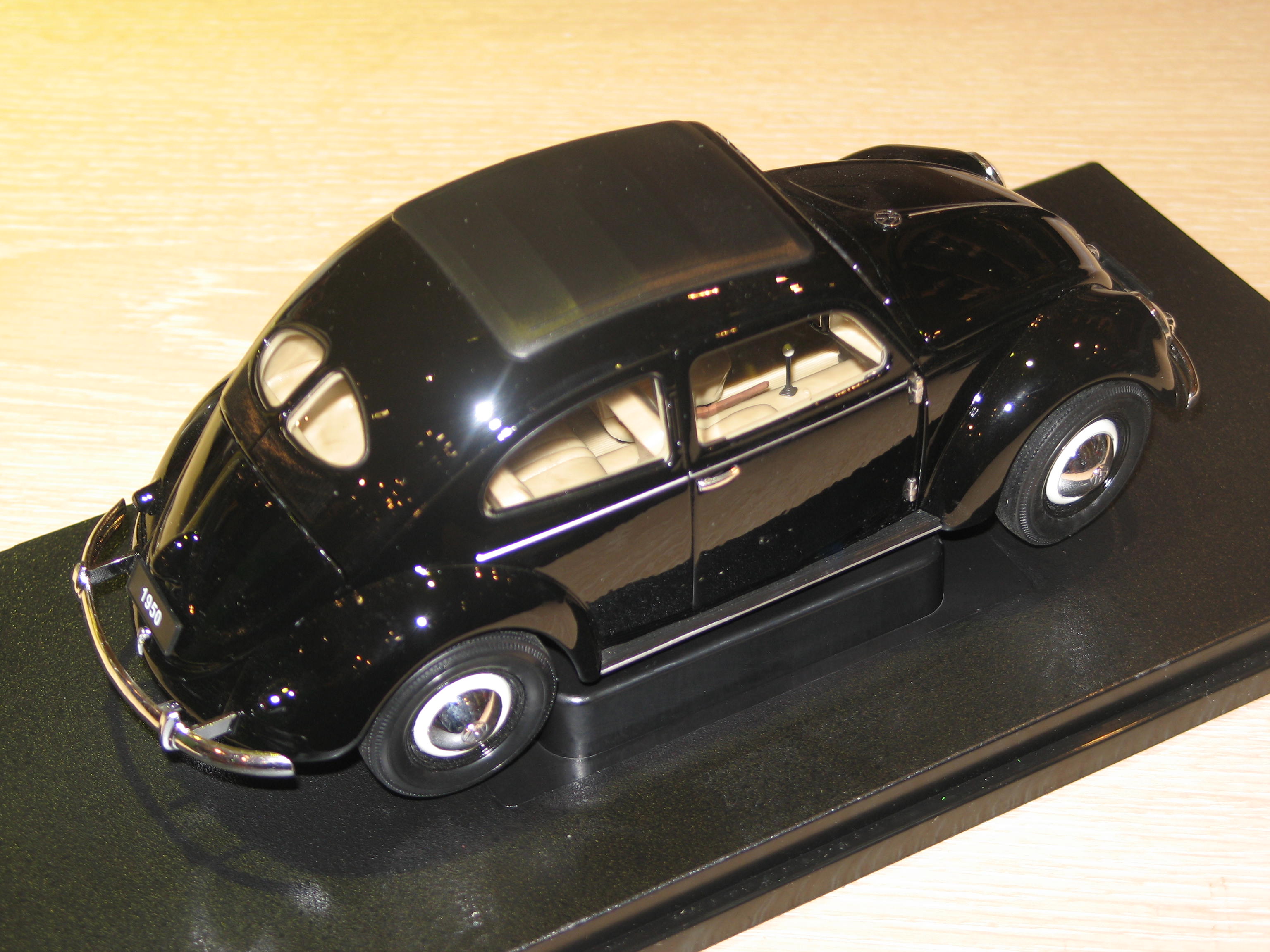 VW COX CLASSIC 1950 NOIR WELLY 1/18°
