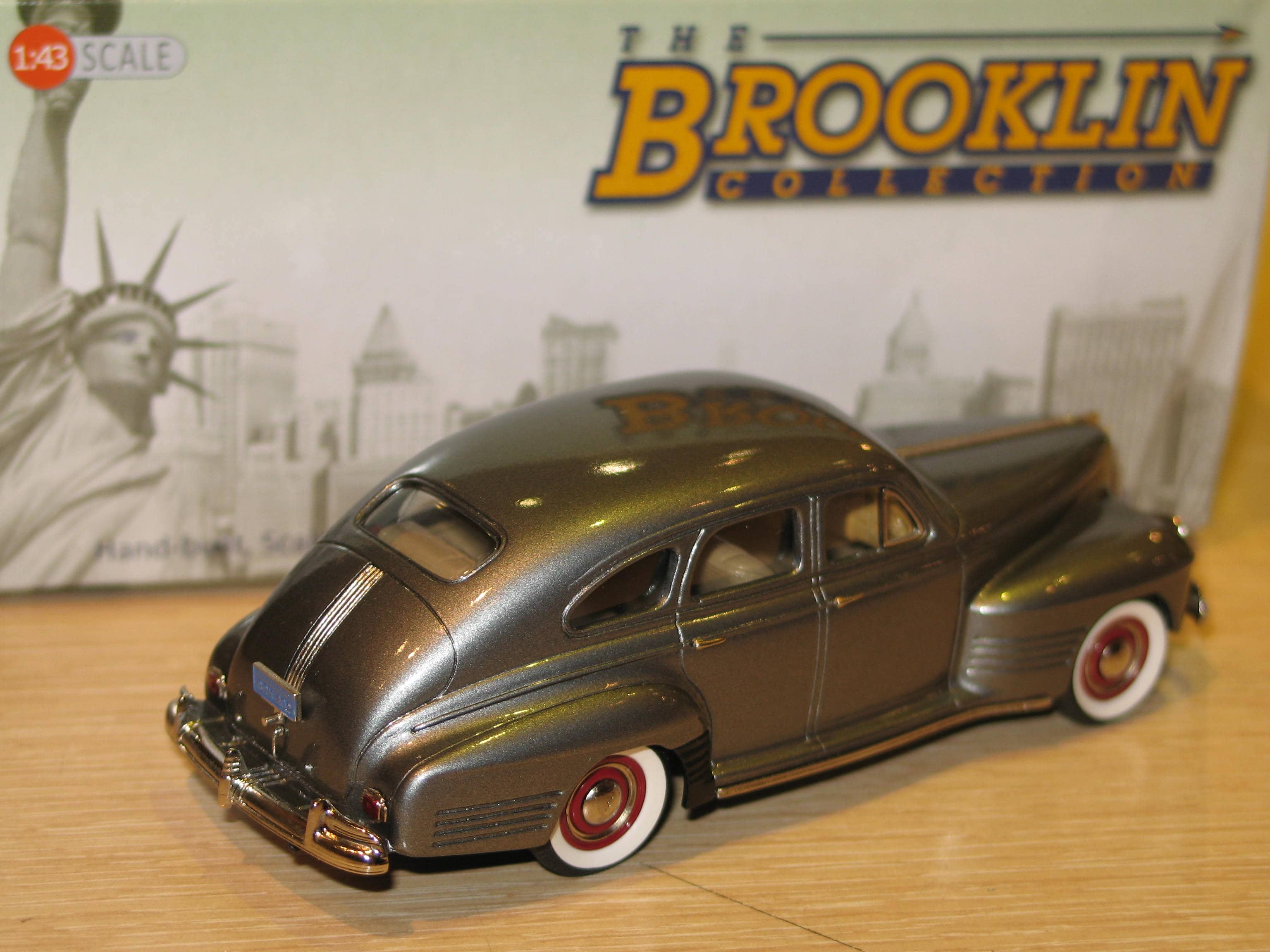 Buick Special M 44 1937 Miniature Brooklin 1/43 - Voiture De Collection Métal