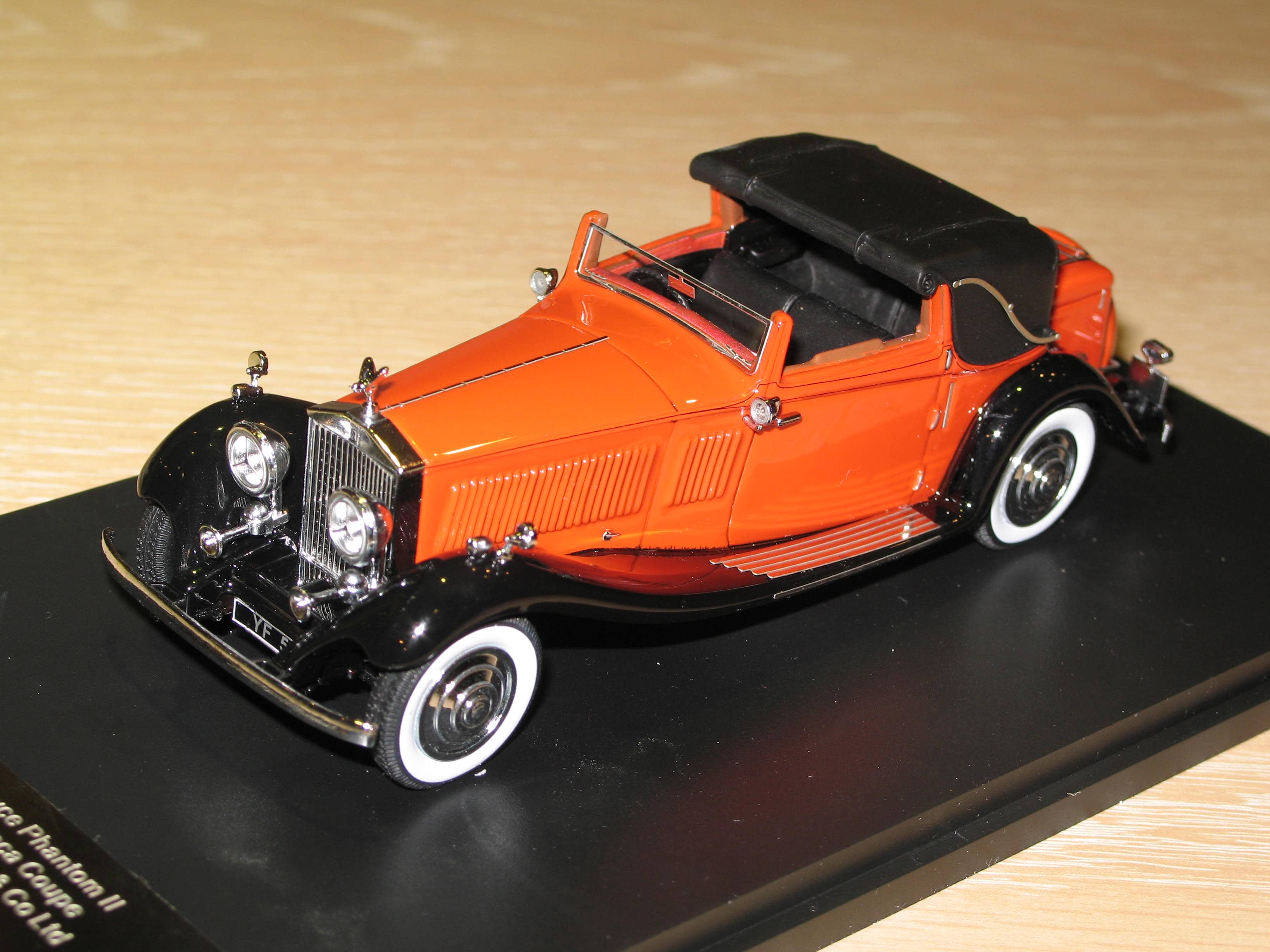 NEO 45407 1/43 ROLLS-ROYCE PHANTOM II OWEN SEDANCA COUPE