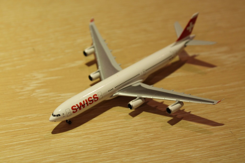AIRBUS A330-300 SWISS INTERNATIONAL AIR LINES HERPA 1/500°