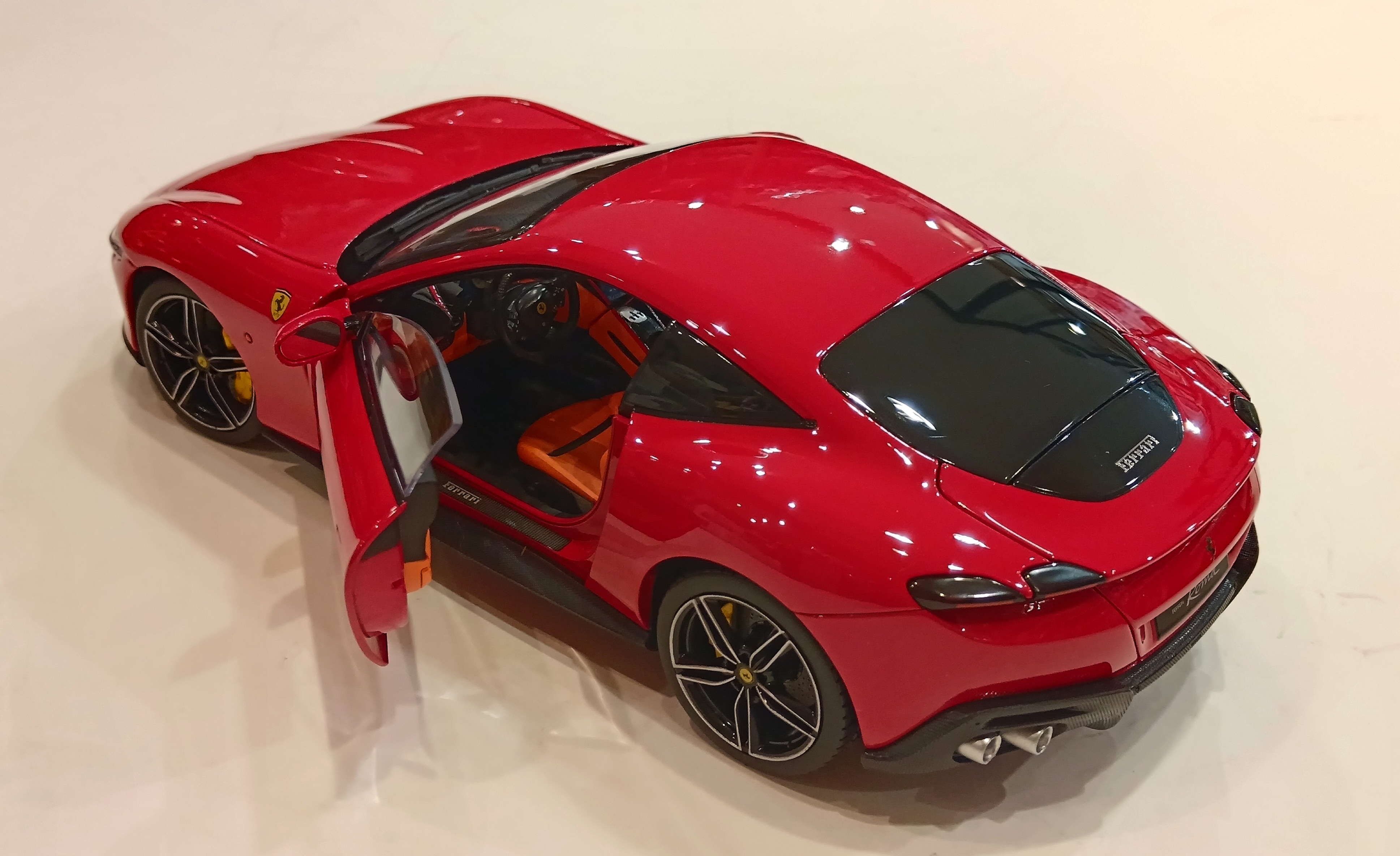 FERRARI ROMA 2020 ROSSO CORSA POLISITL 1/18°