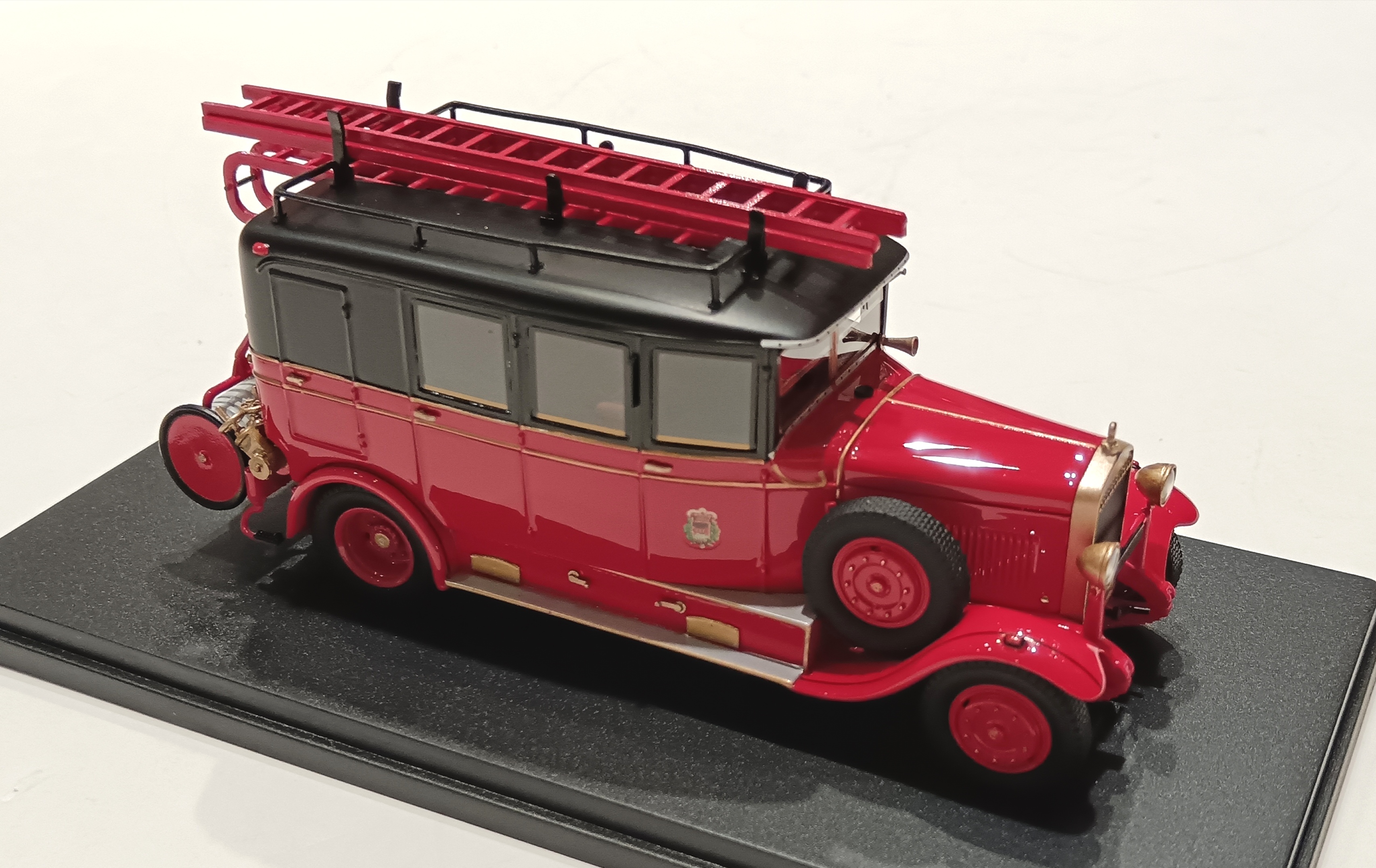 LAFFLY VM 2 FOURGON POMPE "FP 13 RSPP" 1925 FRANSTYLE 1/43°