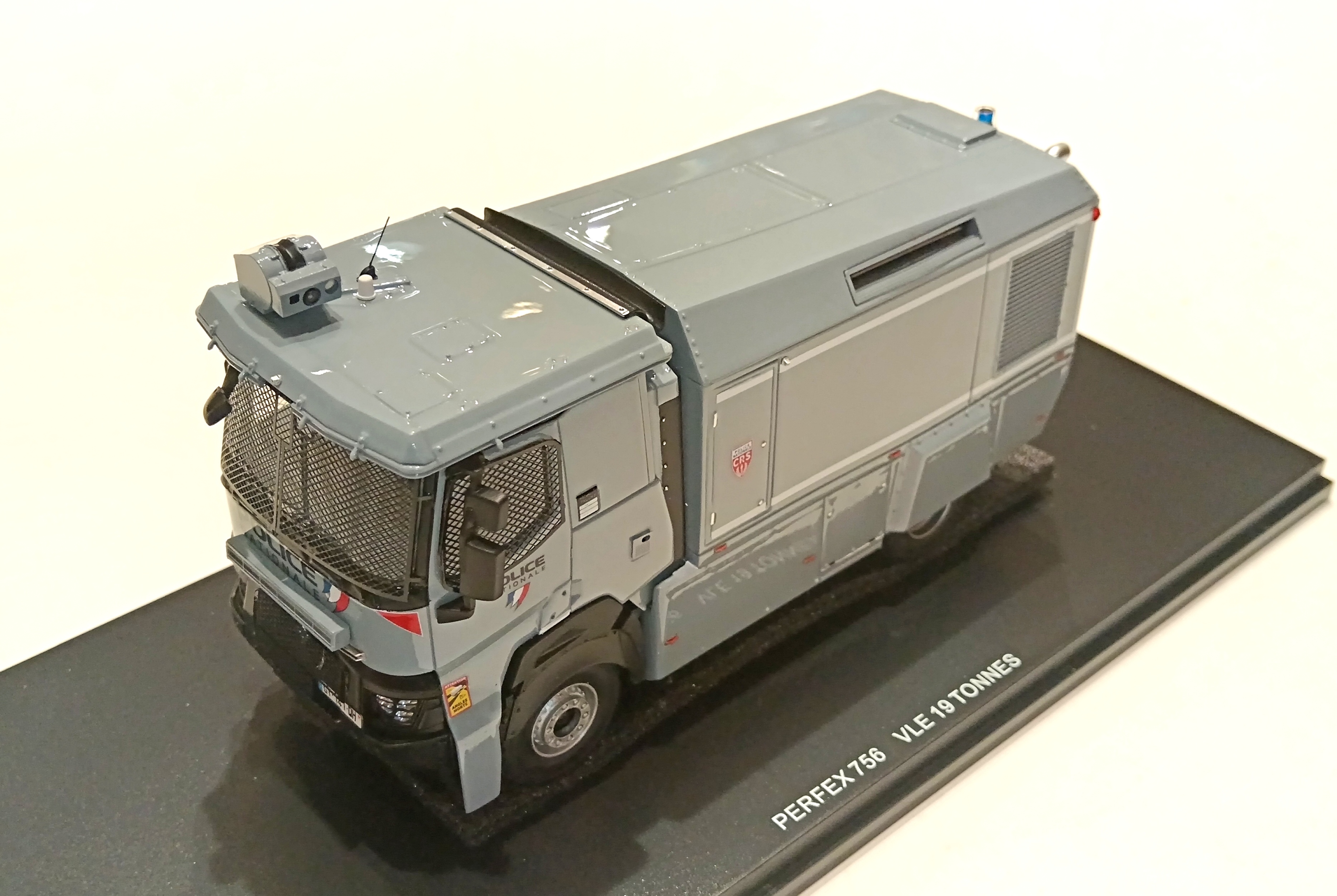 RENAULT VLE 19 TONNES POLICE NATIONALE PERFEX 1/43°