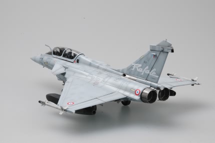 RAFALE B FIGHTER HOBBY BOSS 1/48°