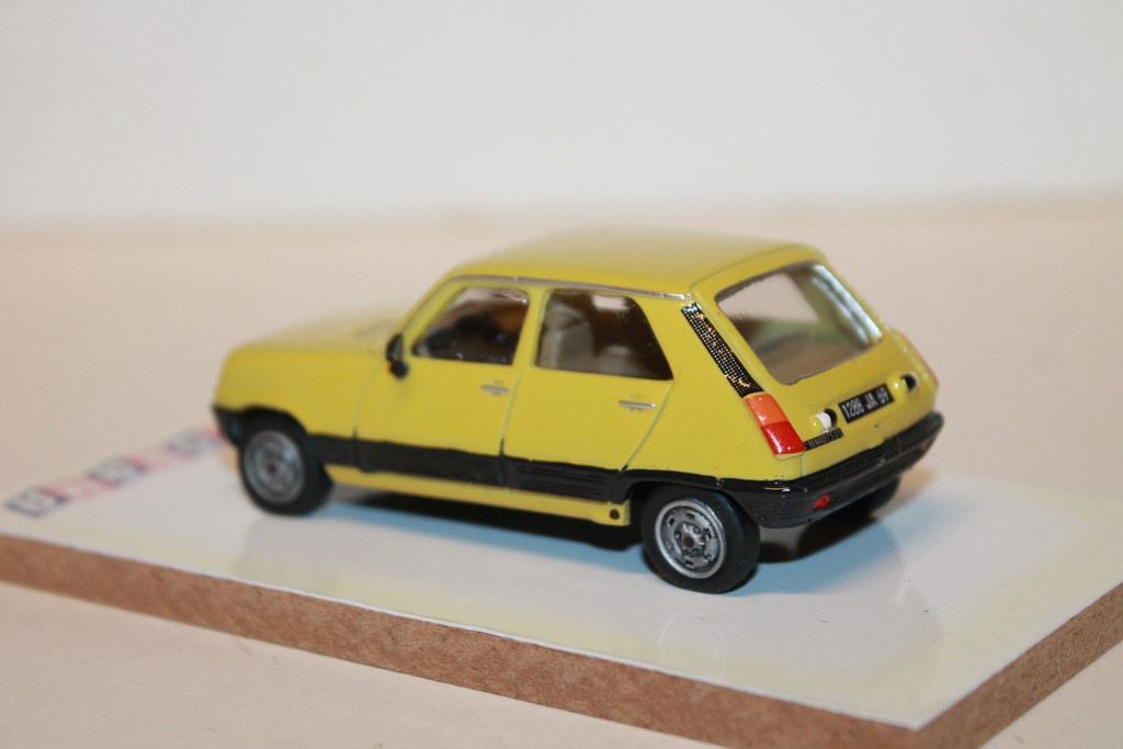 RENAULT 5 GTL 5p 1980 JAUNE TILLEUL AUTORAMA 1/43°