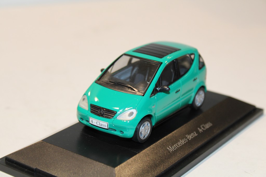 MERCEDES-BENZ CLASSE A VERT HERPA 1/43°