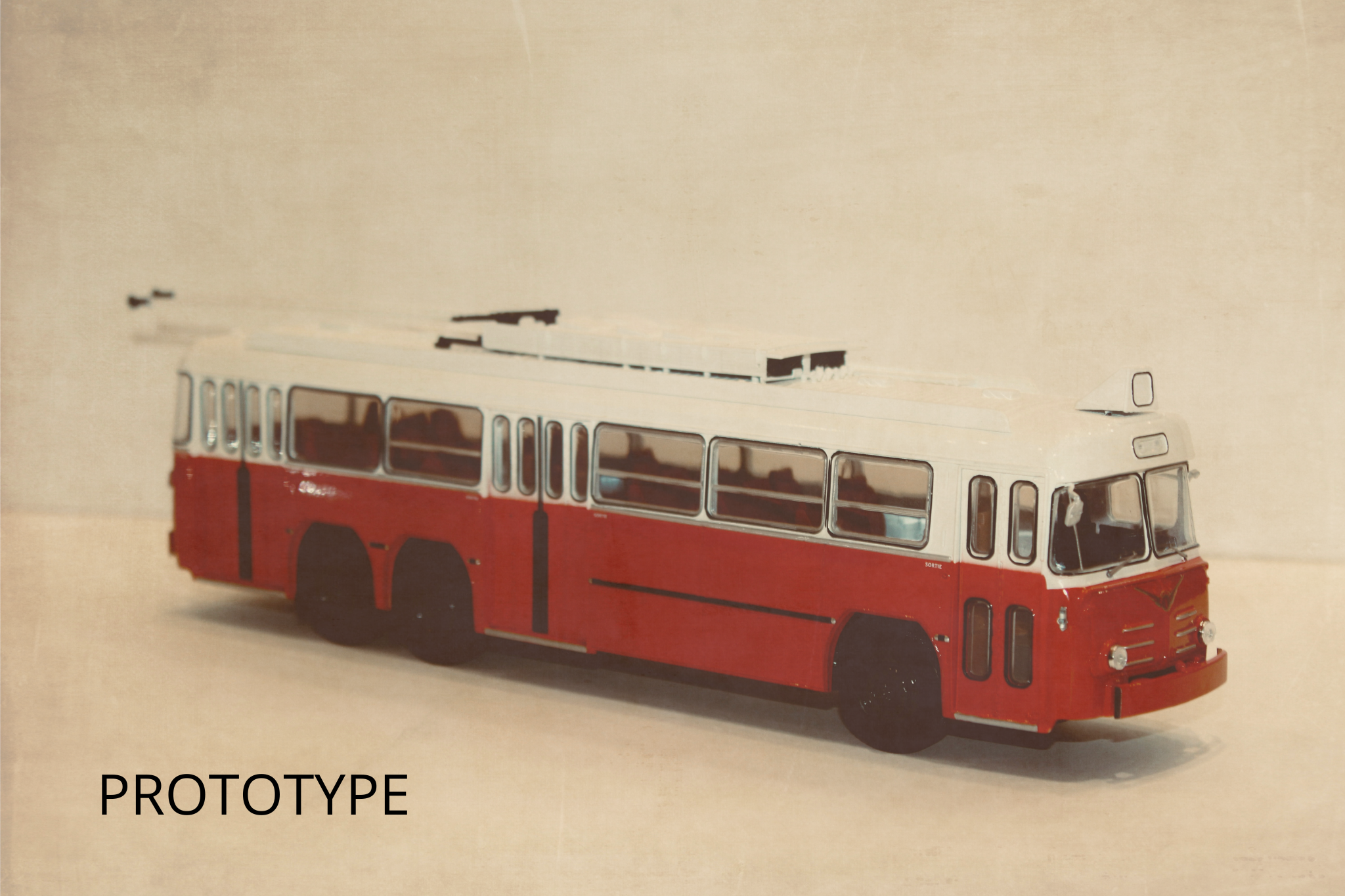 BERLIET VETRA VA3 B2 LIGNE 4 MINIATURES LYON 1/43