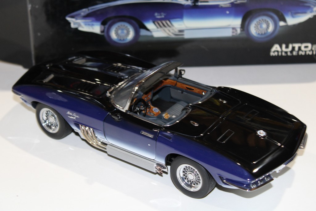 CHEVROLET CORVETTE MAKO SHARK 1961 AUTO ART 1/18°