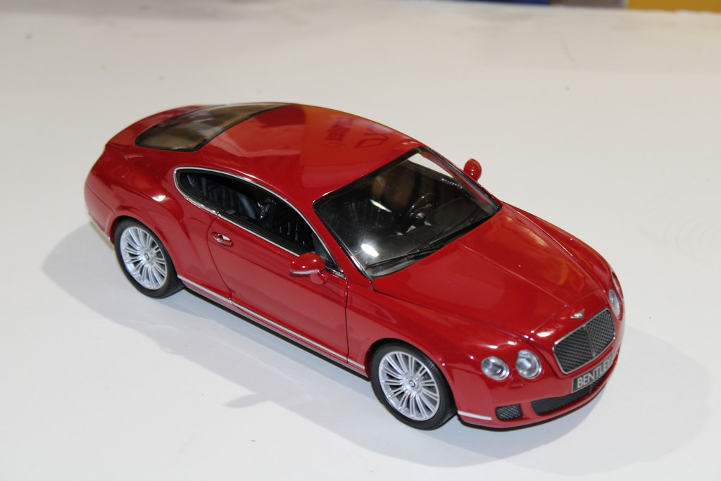 BENTLEY CONTINENTAL GT ROUGE 2008 MINCHAMPS 1/18°