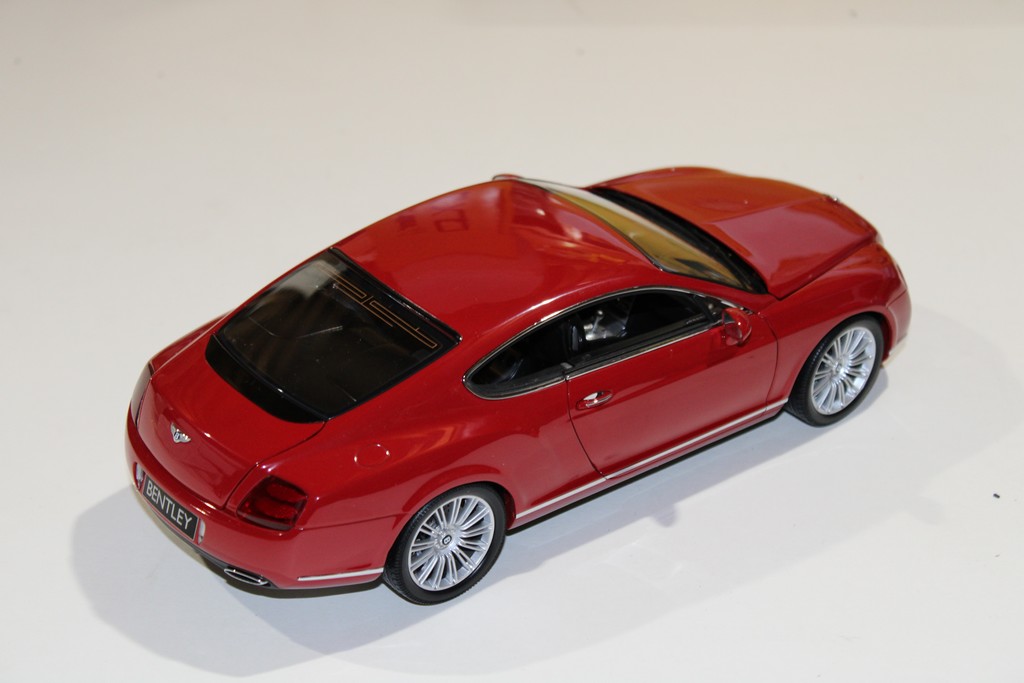 BENTLEY CONTINENTAL GT ROUGE 2008 MINCHAMPS 1/18°