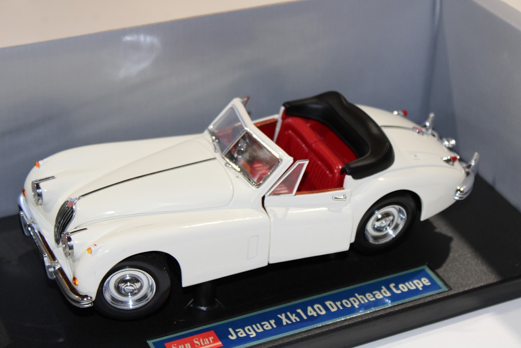 JAGUAR XK140 DROPHEAD COUPE BEIGE SUN STAR 1/18°