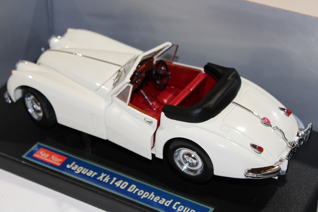 JAGUAR XK140 DROPHEAD COUPE BEIGE SUN STAR 1/18°