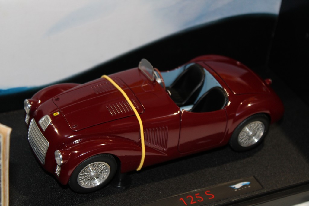 FERRARI 125S ELITE HOTWHEELS 1/18°