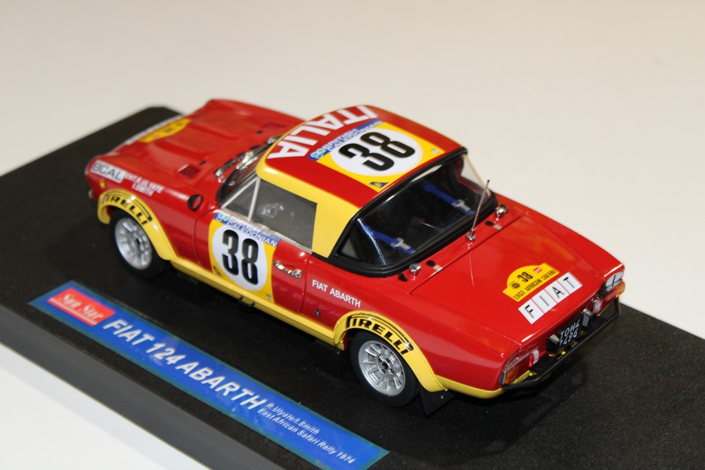 FIAT 124 ABARTH N°38 SUN STAR 1/18°