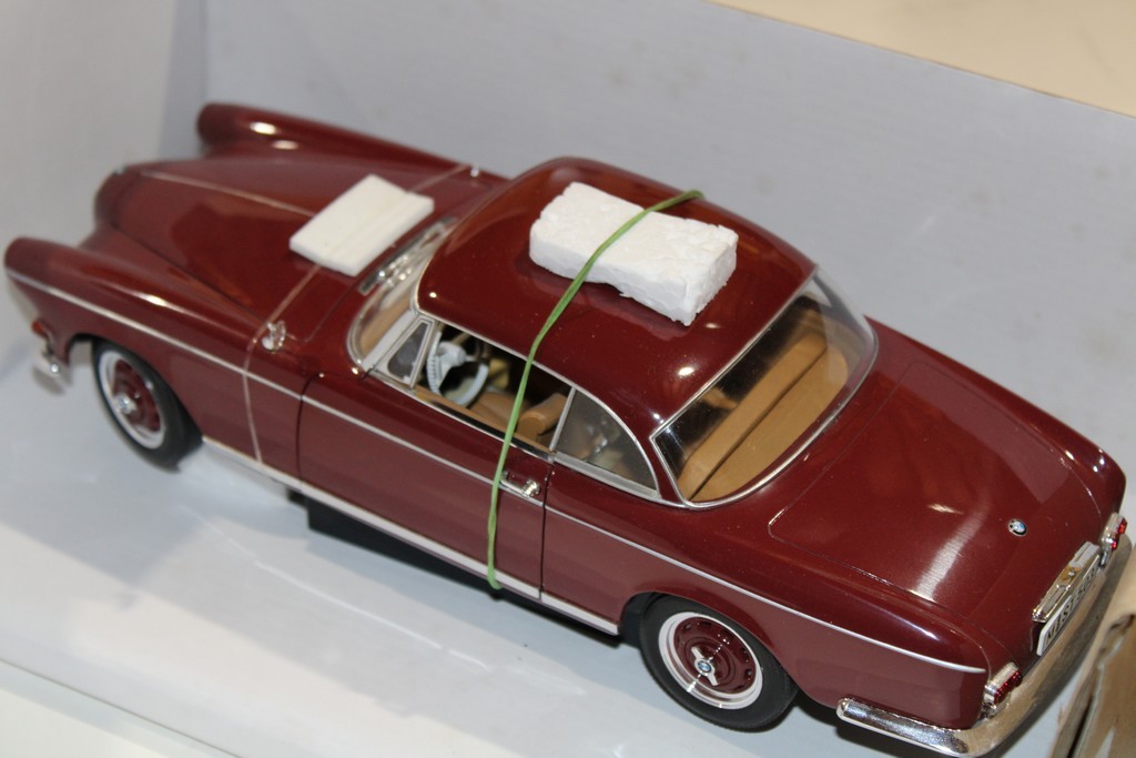 BMW 503 COUPE MINICHAMPS 1/18°