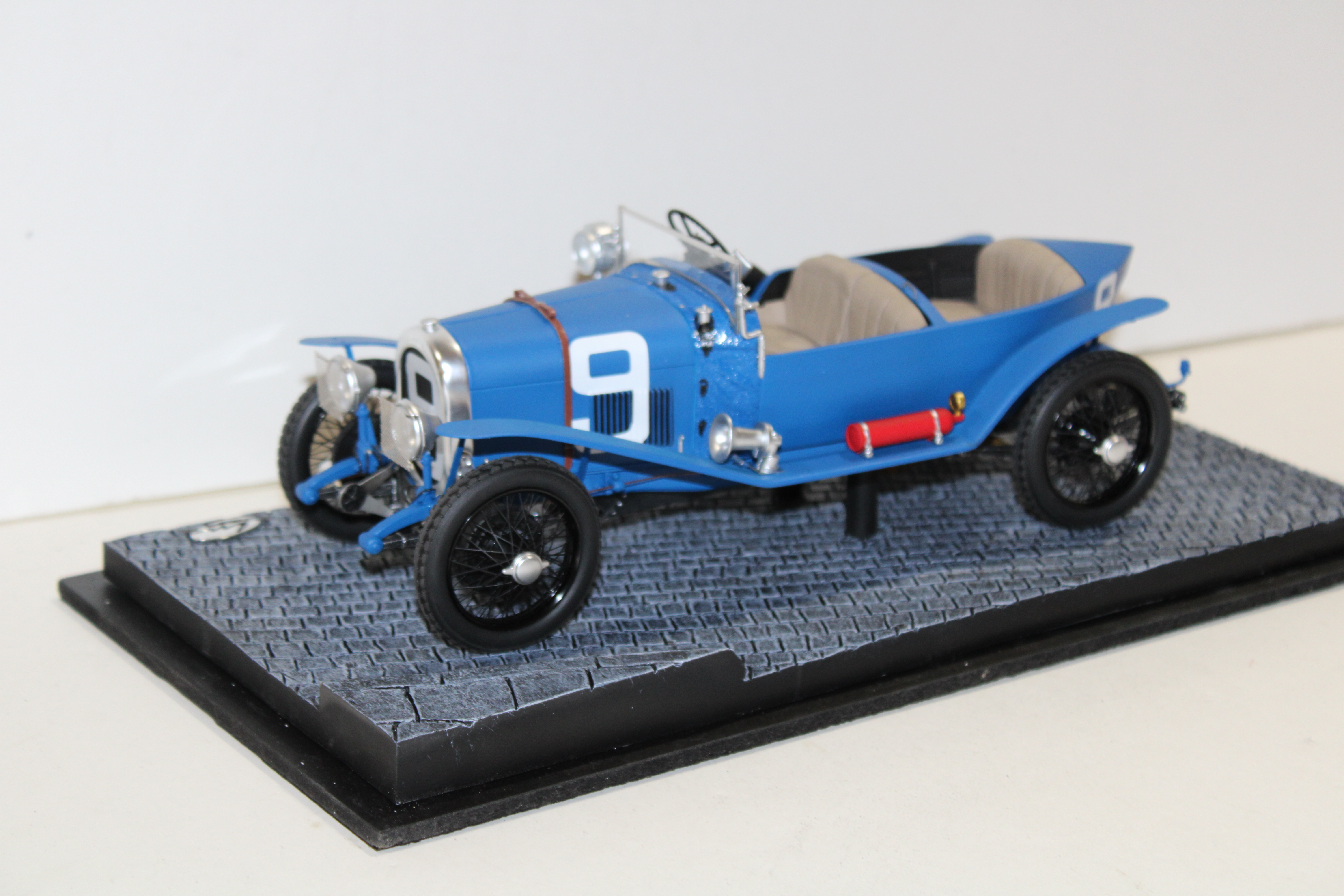 CHENARD & WALCKER 9 ANDRE LAGACHE / RENE LEONARD 24H DU MANS 1923 1ER - PANTHEON 1/18