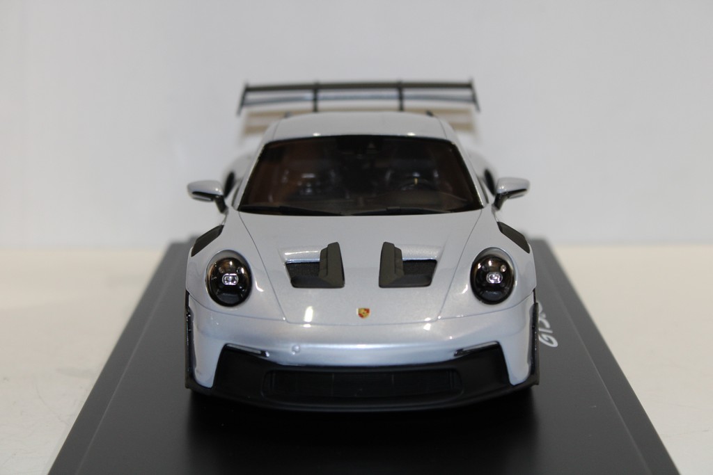 Porsche 911 GT3 RS Type 992 2023 Gris - SPARK 1/18