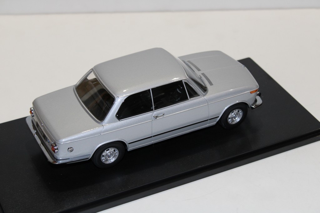 BMW 2002 TI 1.SERIES GRIS 1971 KK SCALE 1/18°