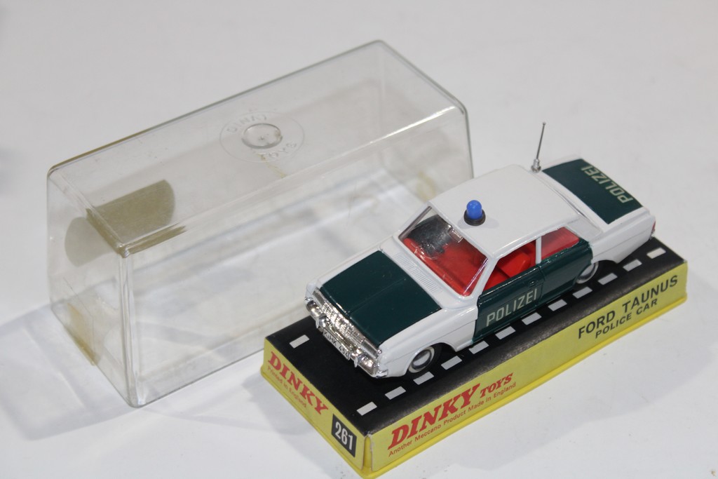 FORD TAUNUS POLICE 1972 DINKY TOYS 1/43°
