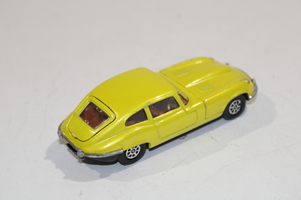 JAGUAR TYPE-E V12 JAUNE 1971 CORGI TOYS 1/43°