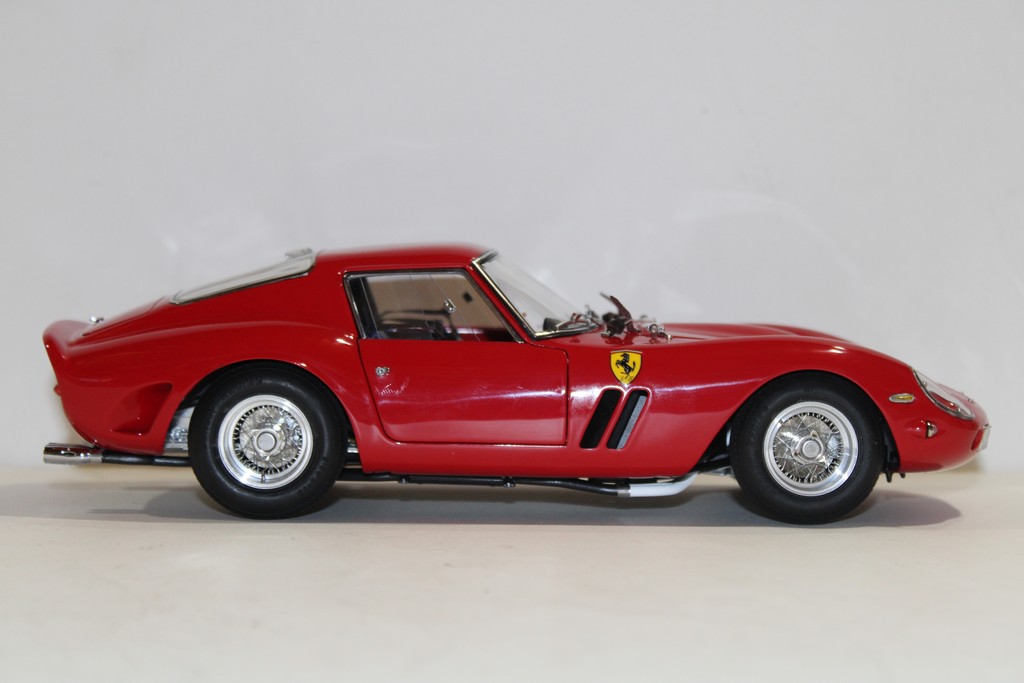 CMC FERRARI 250 GTO 1963/64 "RON FRY" - CMC 1/18