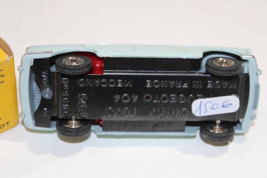 PEUGEOT 404 BLEU CIEL 1964 DINKY TOYS 1/43°