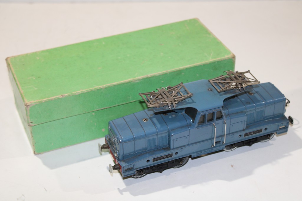 LOCOMOTIVE ELECTRIQUE BB 13001 1960 SNCF HORNBY MECCANO "0"