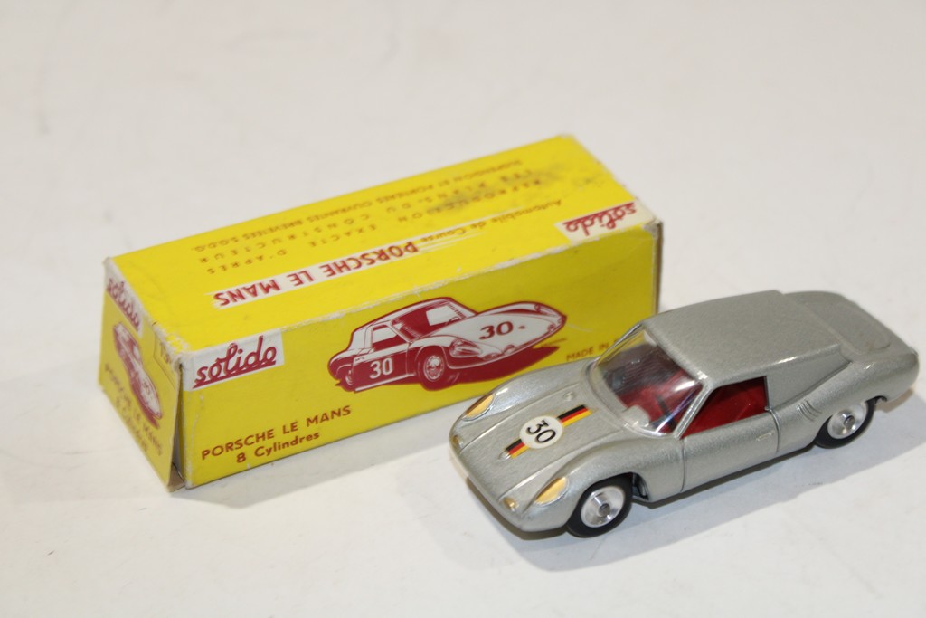 PORSCHE LE MANS 8 CYLINDRES 1963 SOLIDO 1/43°