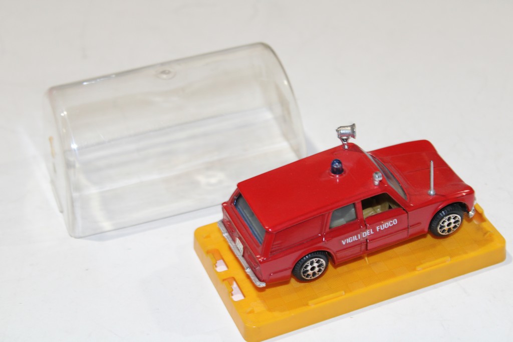 ALFA ROMEO GIULIA FAMILIARE VIGILI DEL FUOCO 1965 POLISTIL 1/43°