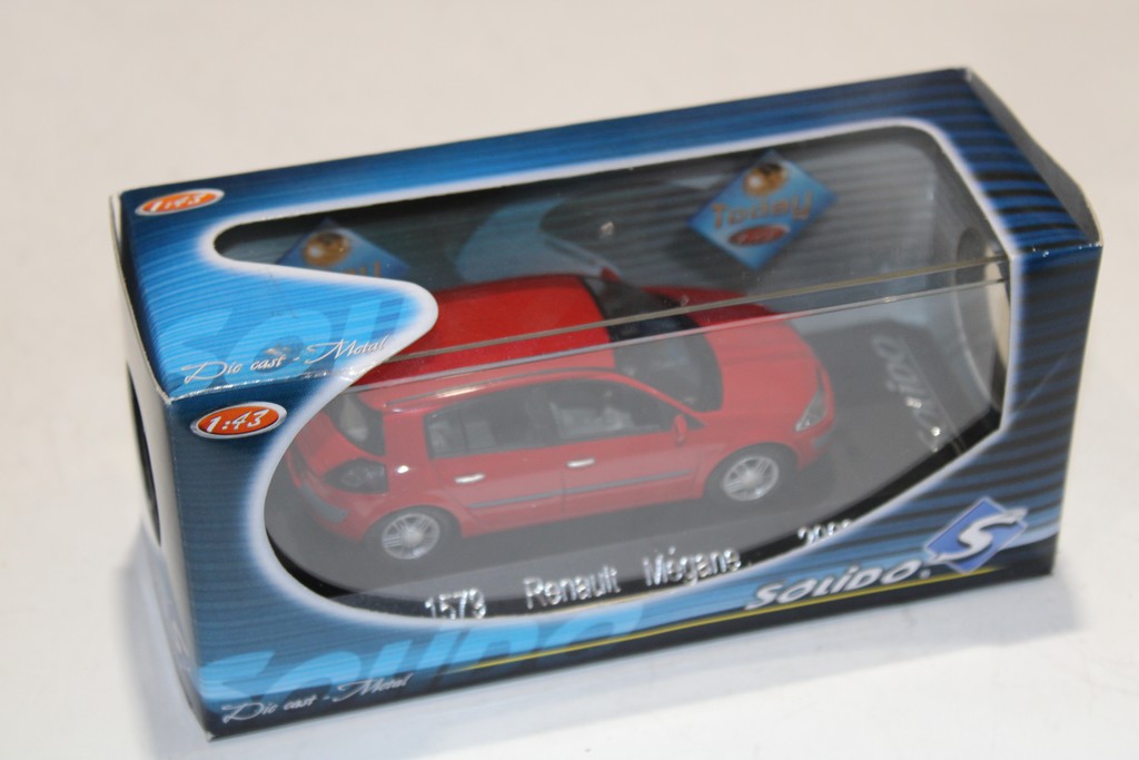 RENAULT MEGANE ROUGE SOLIDO 1/43°