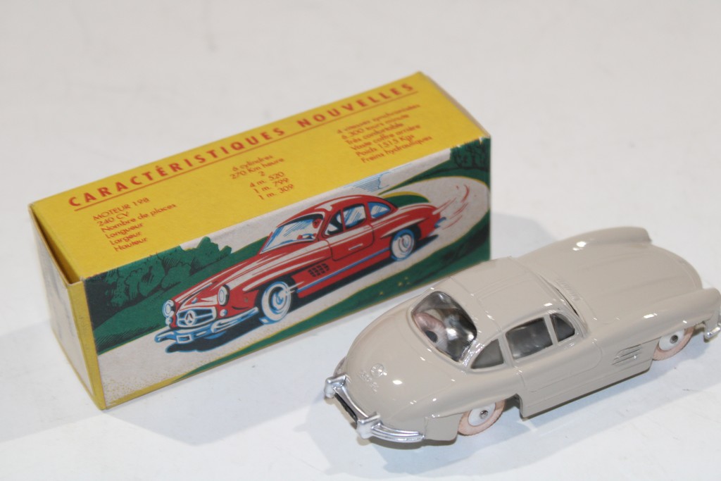 MERCEDES-BENZ 300 SL BEIGE 1954 REEDITION QUIRALU 1/43°