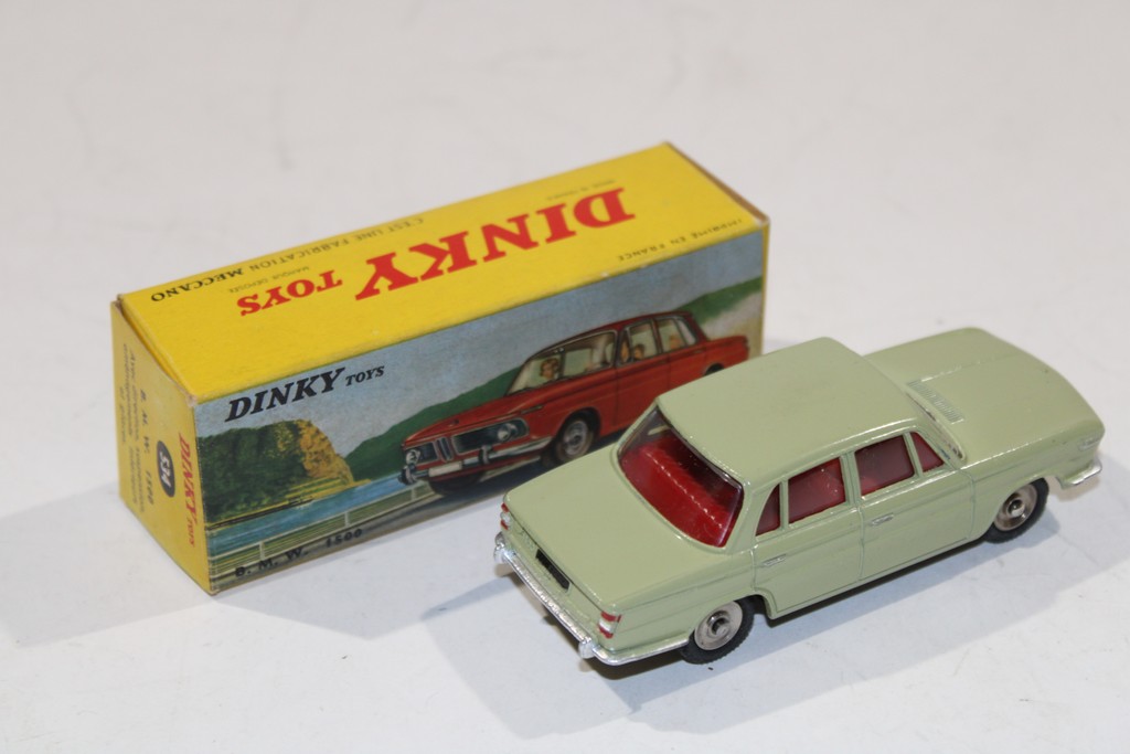 BMW 1500 VERT TILLEUL 1962 DINKY TOYS 1/43°