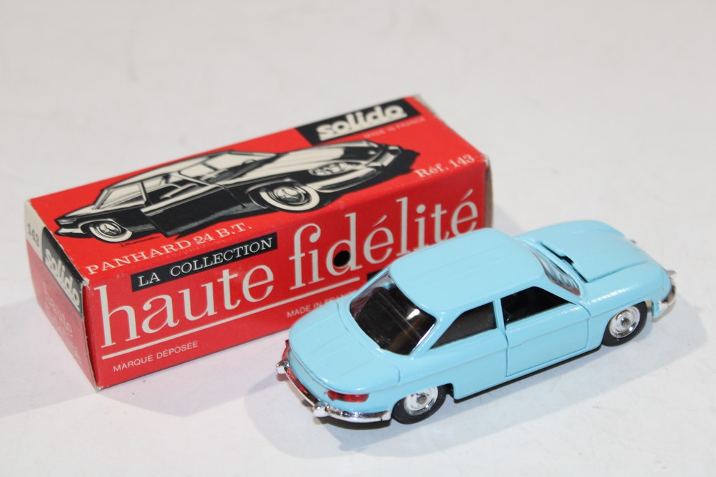 PANHARD 24 B.T BLEU CIEL 1963 SOLIDO 1/43°