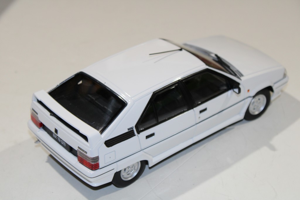 CITROEN BX GTI BLANC TRIPLE 9 1/18°