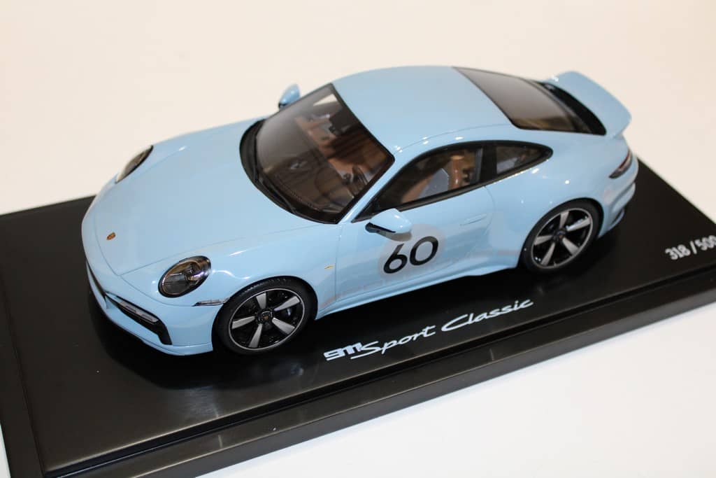 PORSCHE 911 992 SPORT CLASSIC - SPARK 1/18