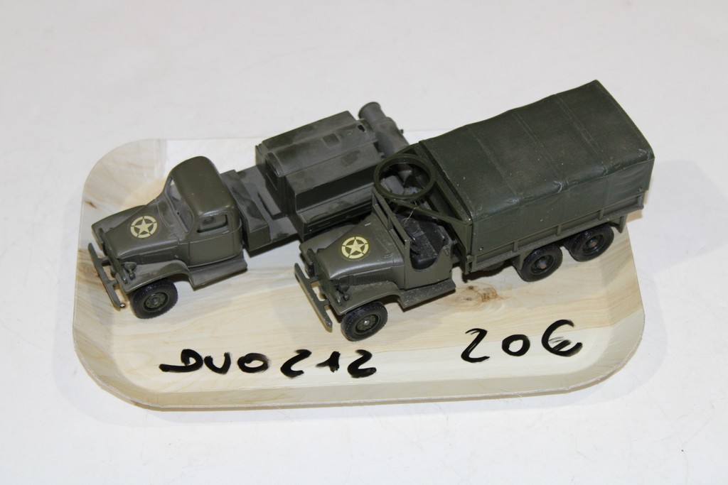 DUO MILITAIRE SOLIDO 1/43°
