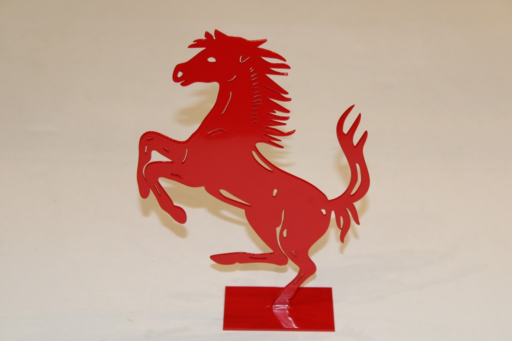 REARING HORSE SILHOUETTE ON RED STEEL STAND H25CM