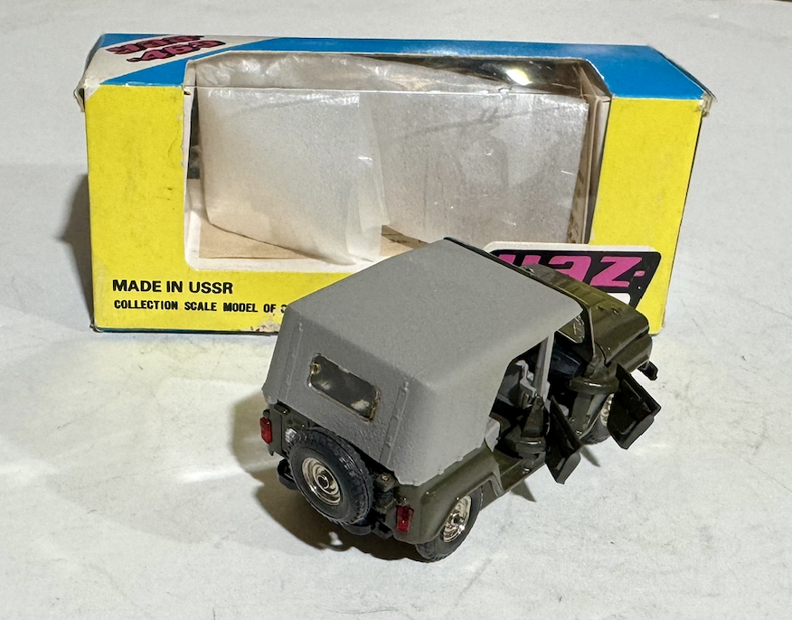 YA3-469 NOVOEXPORT 1/43°