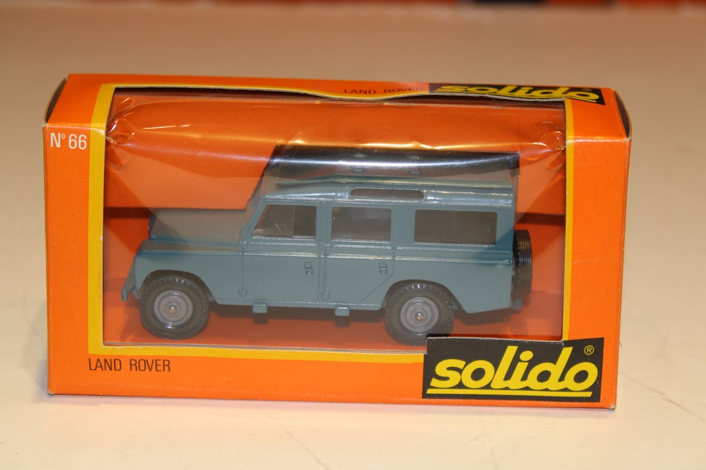 LAND ROVER 110 SOLIDO 1/43