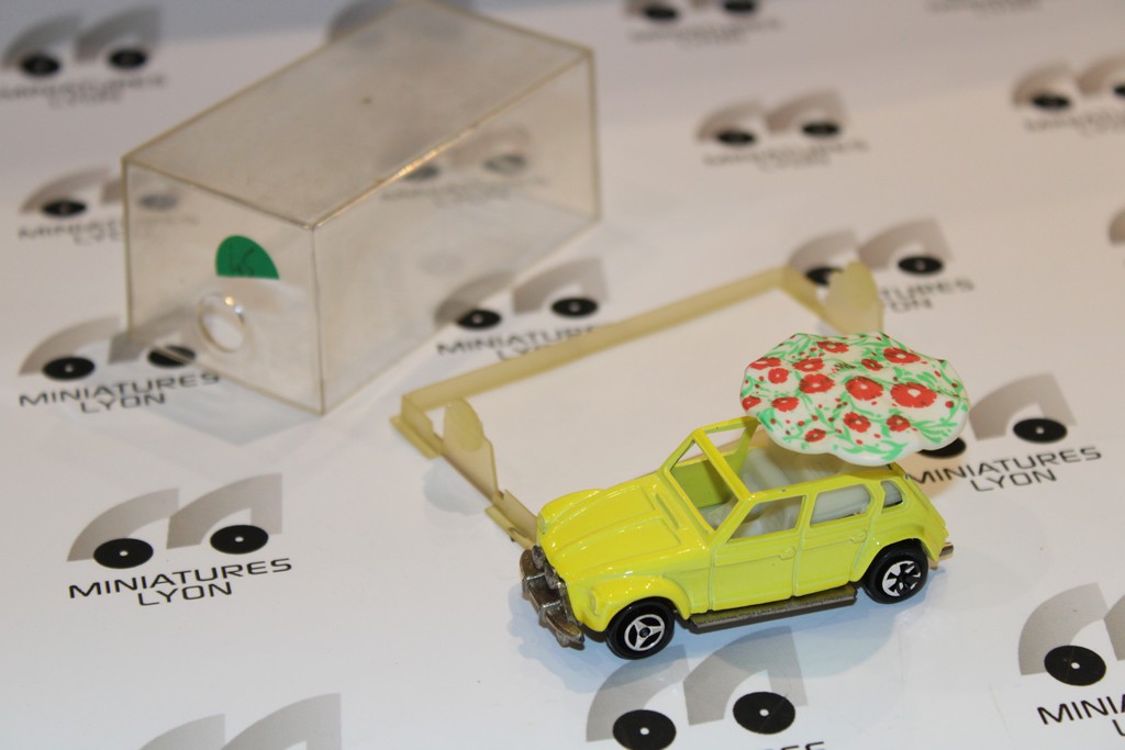 DYANE MAHARADJAH JAUNE MAJORETTE 237