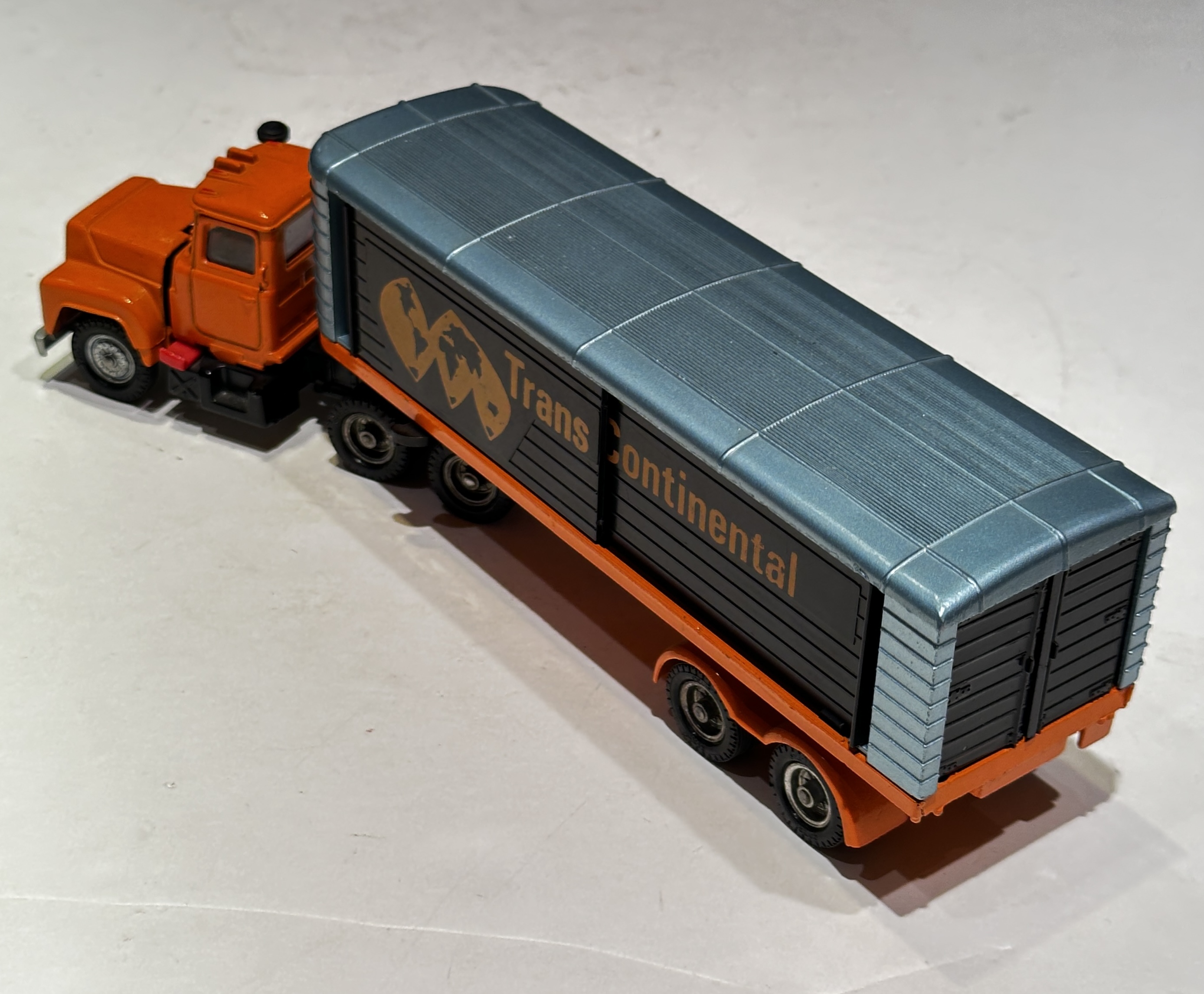 MACK TRANSCONTINENTAL 1/43