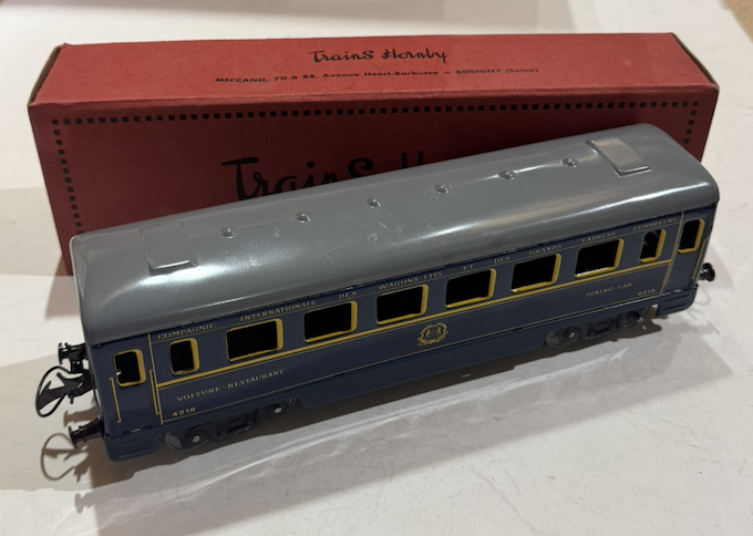 VOITURE SALON PULLMAN 4218 WAGON VOYAGEUR LIT CIWL TRAIN HORNBY O 1/43