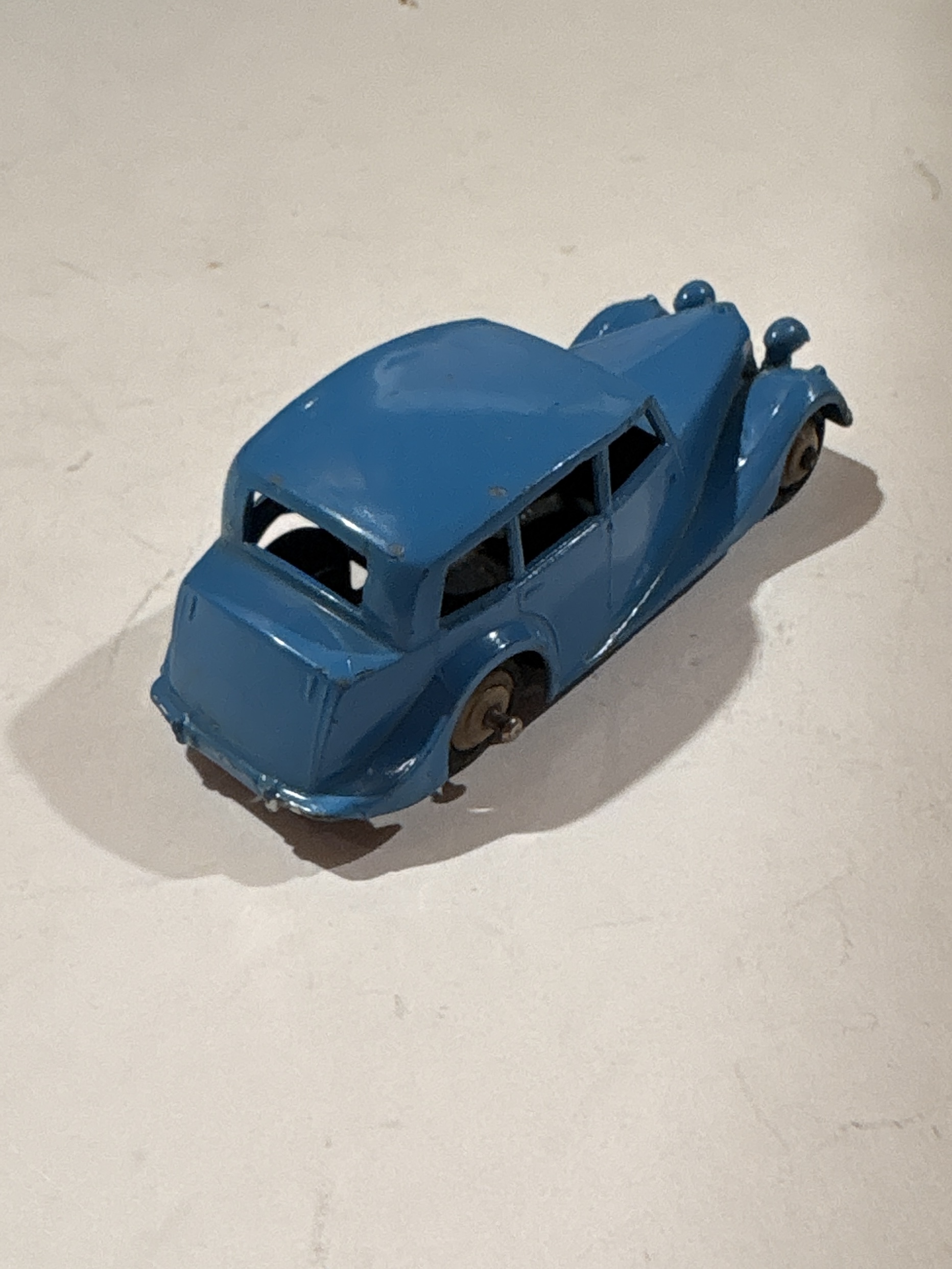 TRIUMPH 1800 DINKY TOYS 1.43